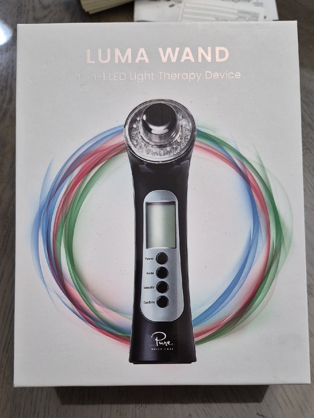 Pur Luma Wand 4-in-1 LED Light Therapy Device — Black